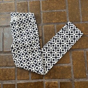 NWT J. Crew White & Navy Aztec Print Toothpick Skinny Ankle Jean